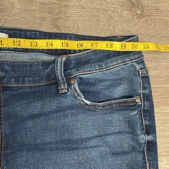 Lane Bryant Flex Magic Waistband Signature Fit Mid Rise Skinny Denim Jeans 22S - Picture 8 of 16